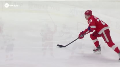 DeBrincat dénoue l'impasse