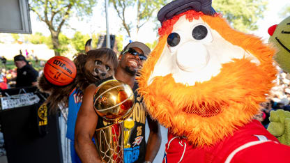 Youppi! célèbre Lu Dort à Montréal-Nord