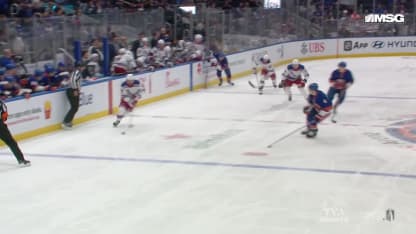Berard chasse Hogberg du match en 3e période
