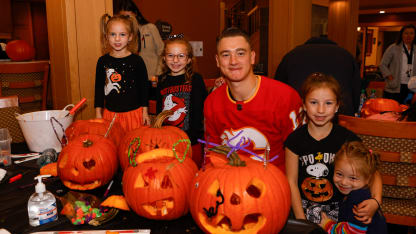 Photo Gallery - Pumpkin Carving at the Ronald McDonald House