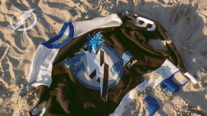 The Lightning x Duvin line is a goldmine of 90s Bolts vibes