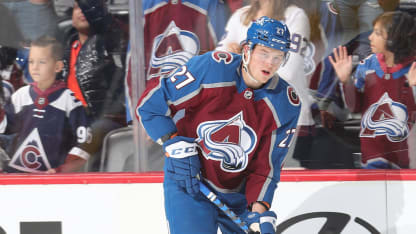 Oskar Olausson trejdad till San Jose Sharks