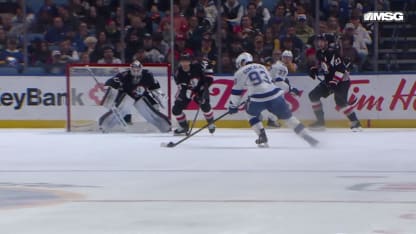 Goncalves fait mouche de l'enclave