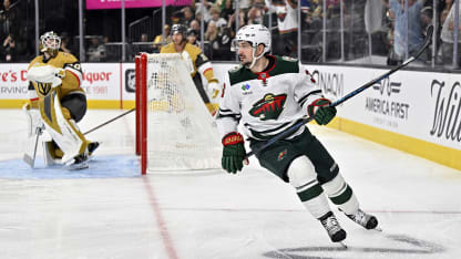 Zuccarello breaks the ice on breakaway