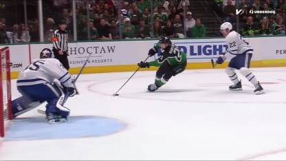 TOR@DAL: Robertson scores goal against Dennis Hildeby