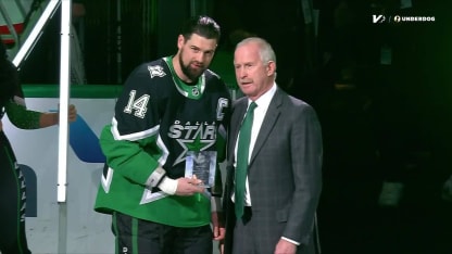 Stars feiern Benns 400. NHL-Tor
