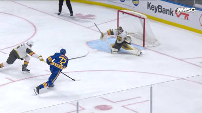 Thompson extends point streak