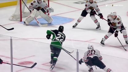 CHI@DAL: Hryckowian scores goal against Arvid Soderblom