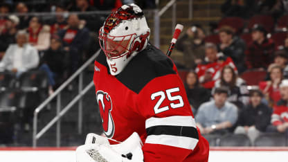 Stekhet Jacob Markström håller New Jersey Devils dröm om slutspel vid liv