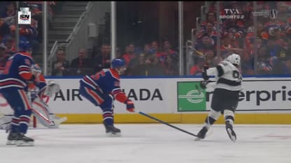 Clarke décoche un tir parfait