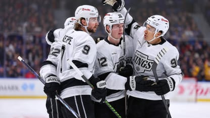 Kempe vinklar in pucken i PP