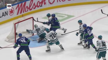 Un premier pour Rossi avec les Canucks