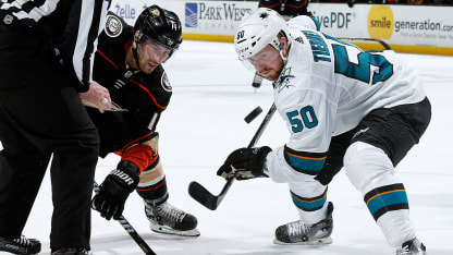 20180411-sharks-ducks-round1game1-pregame-web