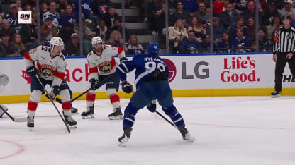 Nylander lights the lamp again