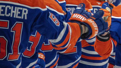 Edmonton Oilers Samuel Jonsson skriver kontrakt