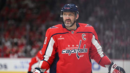Ovechkin delivers vs. Crosby, Penguins