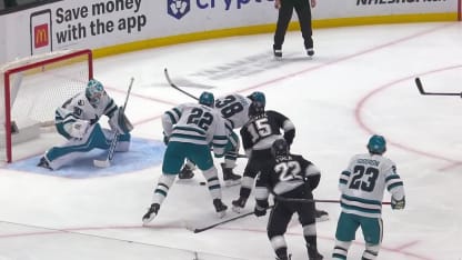 SJS@LAK: Fiala scores goal against Yaroslav Askarov