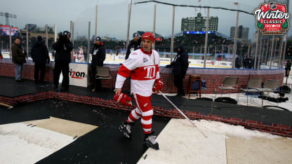 Winter Classic at Wrigley stirs outdoor memories for Chris Chelios