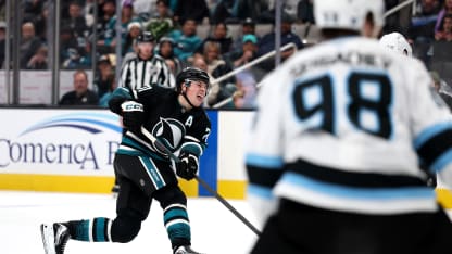 Jattrick och ett stycke historia från Sharks Macklin Celebrini