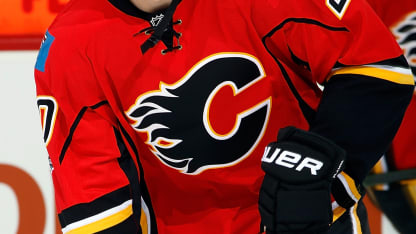 Flames_logo_on_uniform