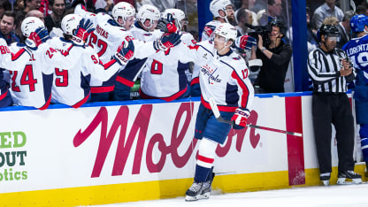 Strome tees one up on the rush