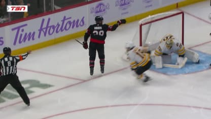 Giroux finishes tic-tac-toe for PPG