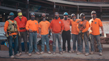 Topping-Gallery-workers