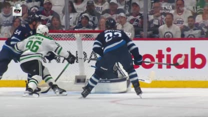 Rantanen offre la réplique