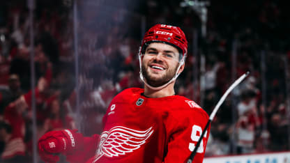 SJS@DET: DeBrincat scores PPG against Yaroslav Askarov