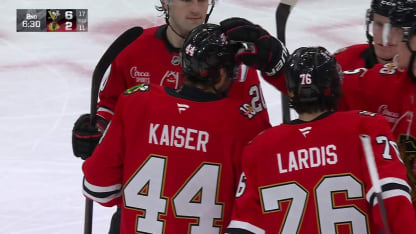 PIT@CHI: Kaiser scores goal against Arturs Silovs