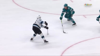 Keller brise l'égalité tard en 3e