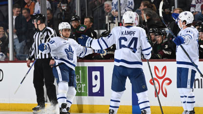 Nylander marque à nouveau