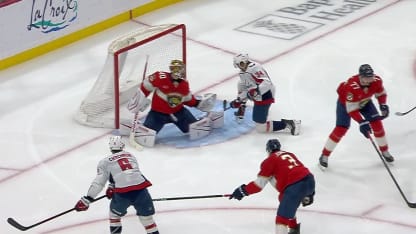 WSH@FLA: Sourdif scores goal against Daniil Tarasov