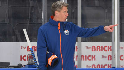 Kris Knoblauch brings even-keeled approach as new Oilers coach