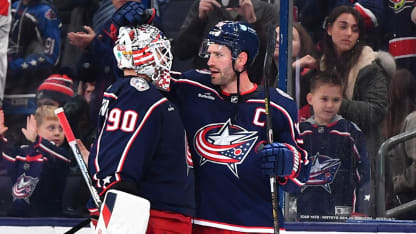 Elvis Merzlikins fuehrt Columbus Blue Jackets zu Comeback