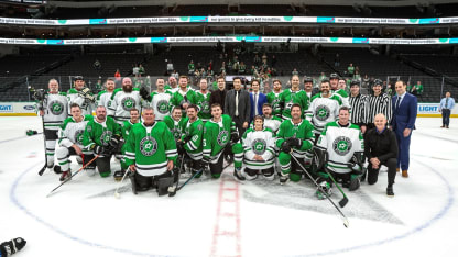 Robertson charity game group pic cropped