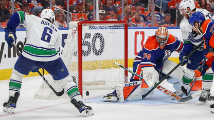 Edmonton Oilers search for answers in net after Game 3