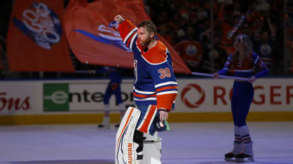 Edmonton goalie Calvin Pickard wins first NHL playoff start