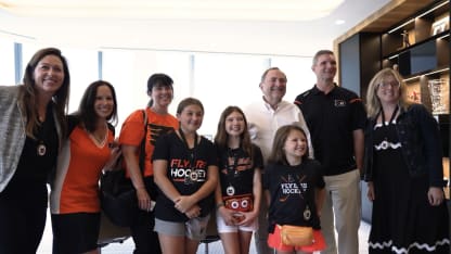 NHL honors girls who saved Pennsylvania ball hockey rink with Flyers