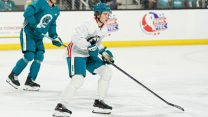 Macklin Celebrini enjoys first Sharks practice at training camp