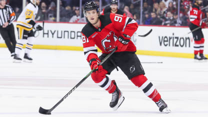 Devils Dawson Mercer signs 3-year contract