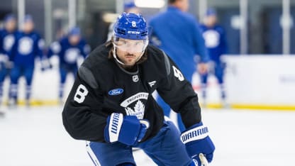 Chris Tanev grateful to be near family with hometown Maple Leafs