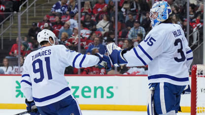 Maple Leafs Hildeby sort de l’ombre gâche soirée Keefe