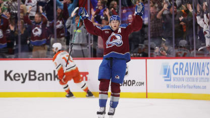 MacKinnon da triunfo a Colorado