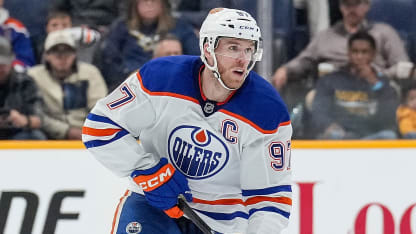 McDavid quitte le match entre les Oilers et les Blue Jackets