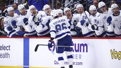 Kucherov pone arriba a Tampa Bay