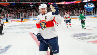 Aleksander Barkov has perfect homecoming at Global Series Finland