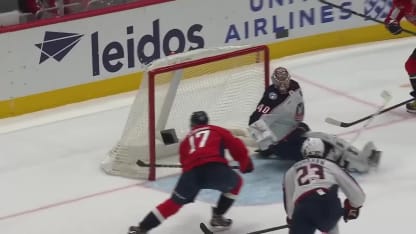 Ovechkin sets up Strome