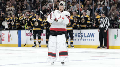 Linus Ullmark wins in return to Boston with Ottawa Senators