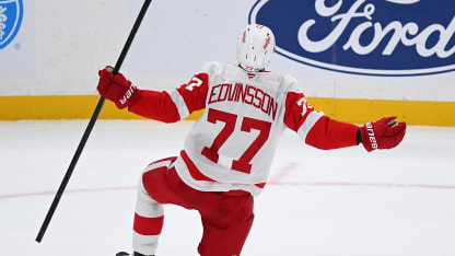 Simon Edvinsson övertidshjälte för Red Wings